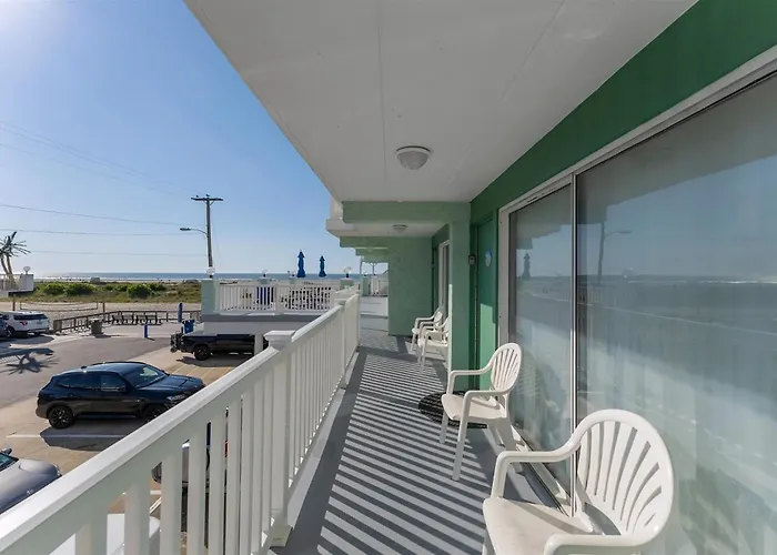 404 E Denver Ave, Unit 215